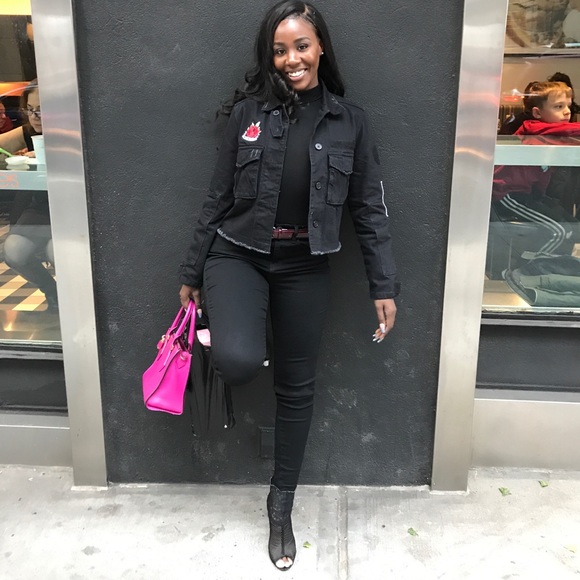 Meet your Posher, Chrissy - Picture 1 of 1